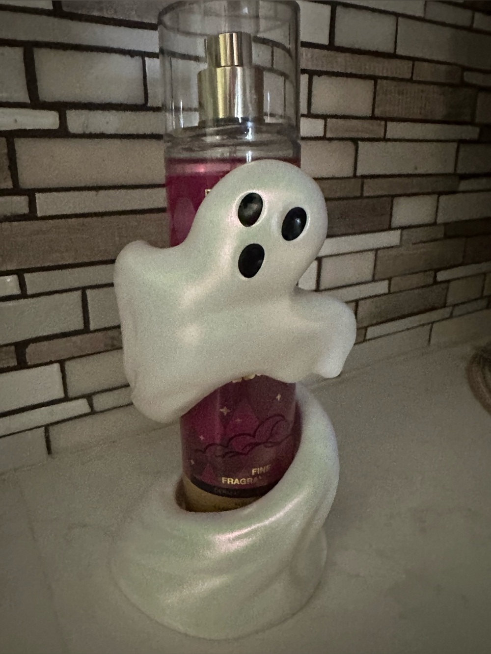 New BBW Pearlescent Ghost Fragrence Holder with Ghoul friend fragrance mist duo